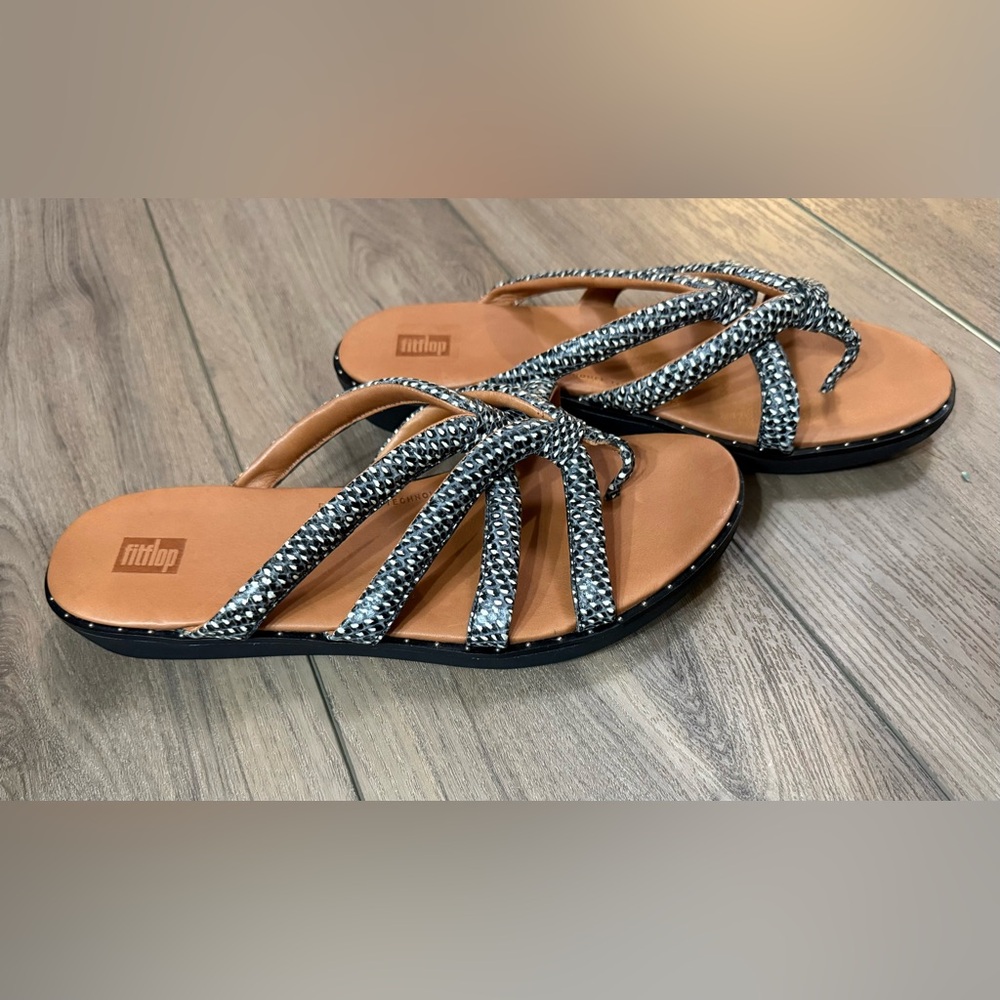 FitFlop Barely Dotted-Snake Sandals. NWOT - Picture 1 of 8